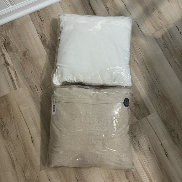 Set of (2) Neutral Decorative Pillows - Picture 2 of 6